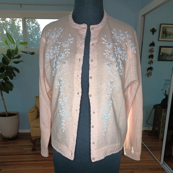 unbranded Sweaters - Vintage 1950s Pin-up style Beaded sweater cardigan- peachy pink color